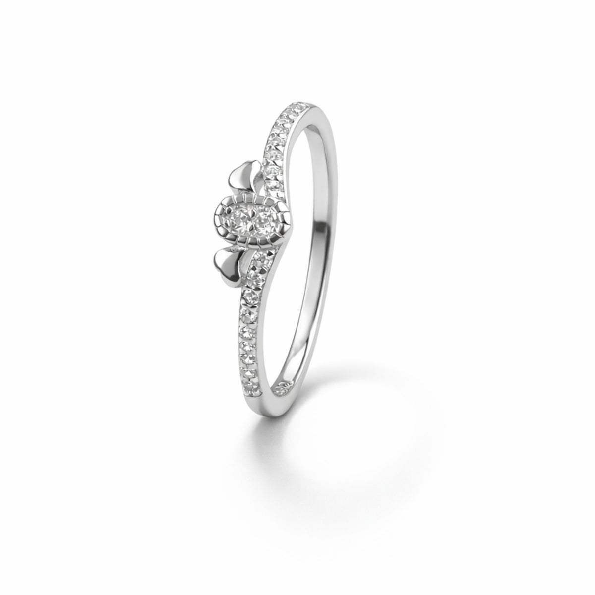 925 Sterling Silver Oval Floral Ring with Crystal Stones